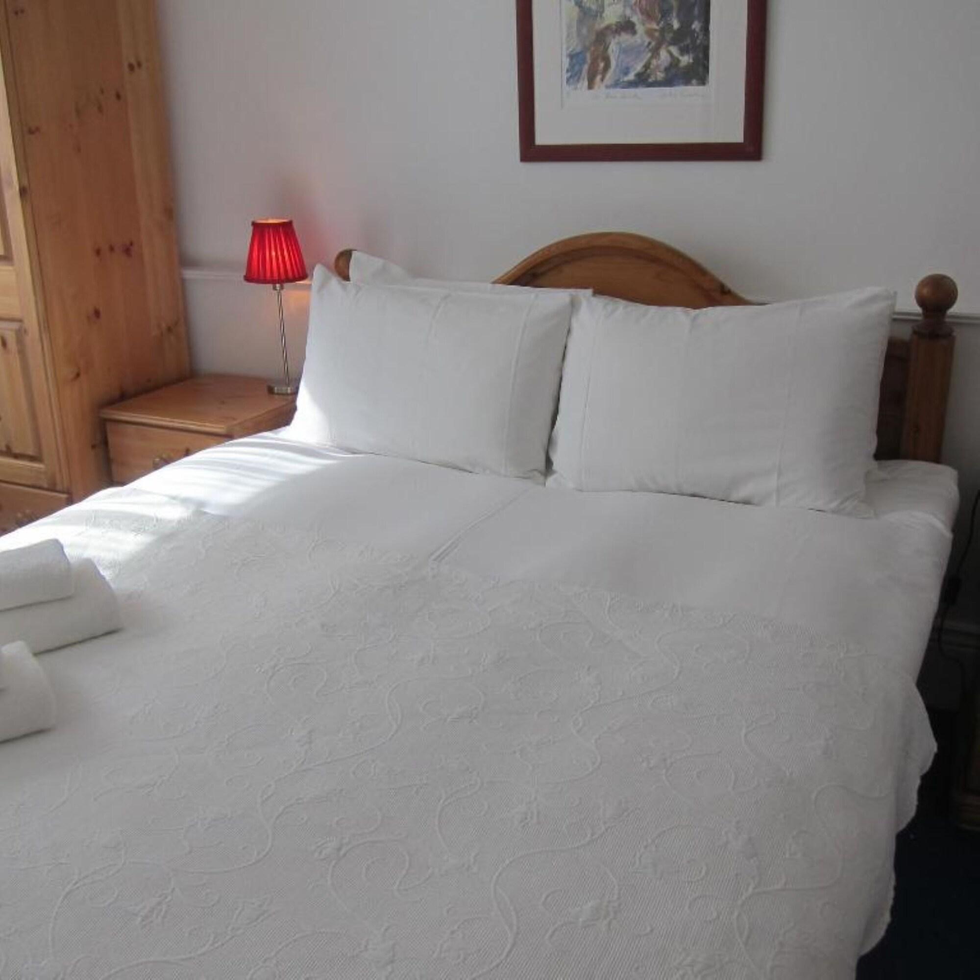 Abbey Court Hotel Saint Peter Port ภายนอก รูปภาพ